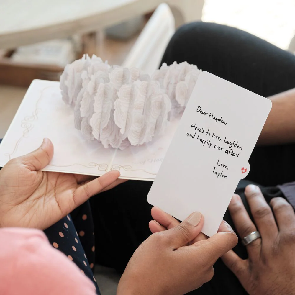 Disney’s Mickey Mouse Happily Ever After Pop-Up Card - Image 7