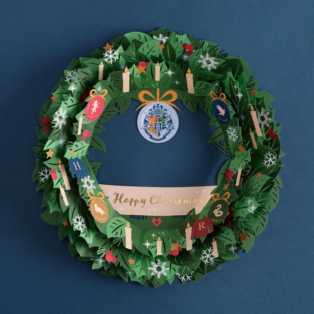 Harry Potter™ Christmas at Hogwarts™ Wreath Bundle - Image 5