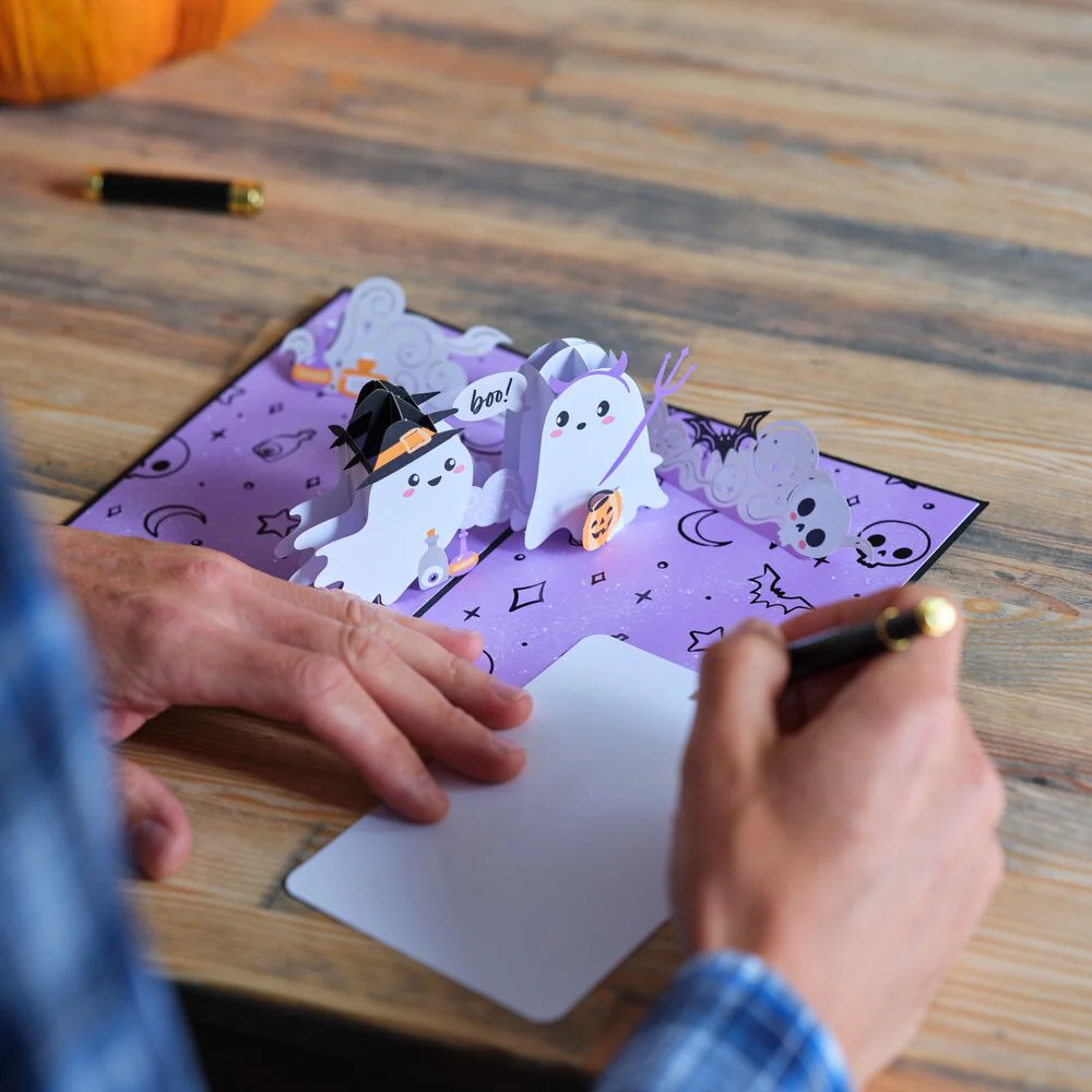 'Hey Boo' Ghosts Pop-Up Card - Image 4